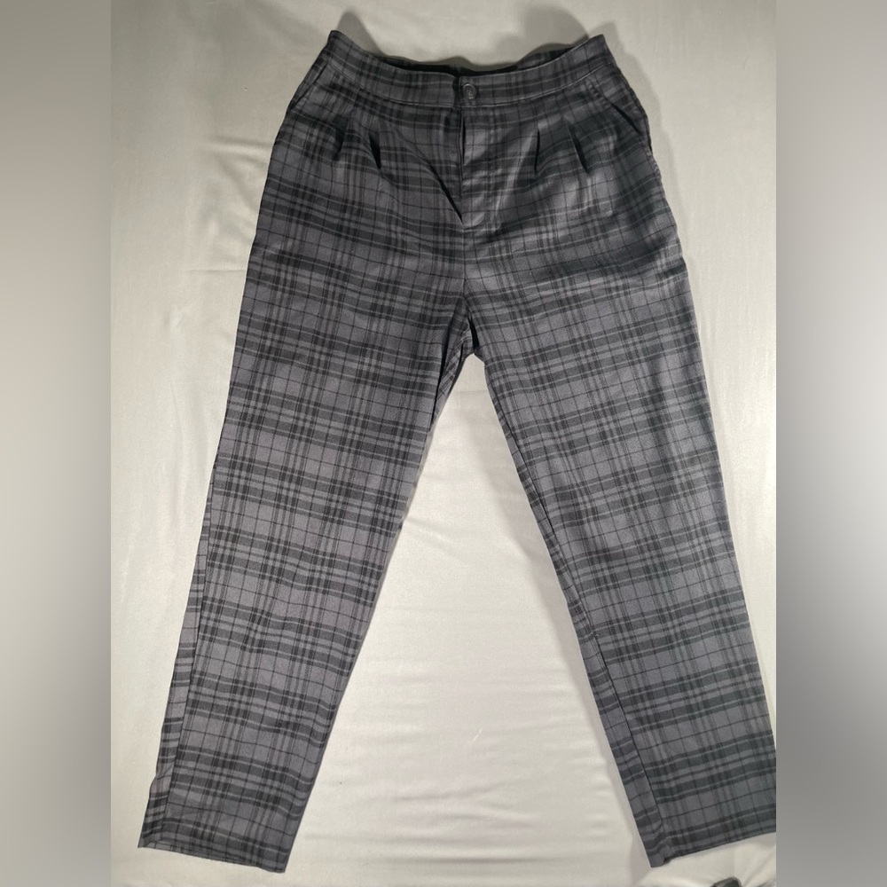 Forever 21 Women Gray Checkered Dress Pants